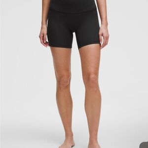 NWT Lululemon Align Ribbed High Rise Short 6"